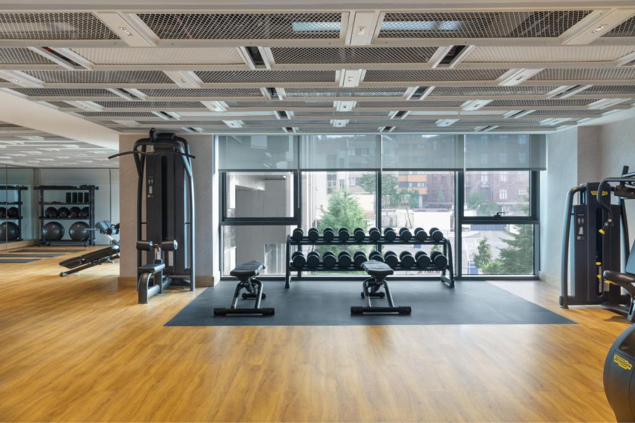 Hotel The Westin Istanbul Nisantasi Esterno foto The gym at the hotel